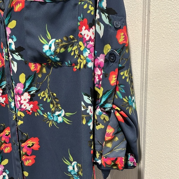 Express Women Portofino Top Floral Blue Office Button Down Polyester Light - Picture 2 of 6